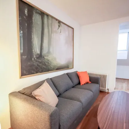 Scha¶pfstrasse 6b.2 *